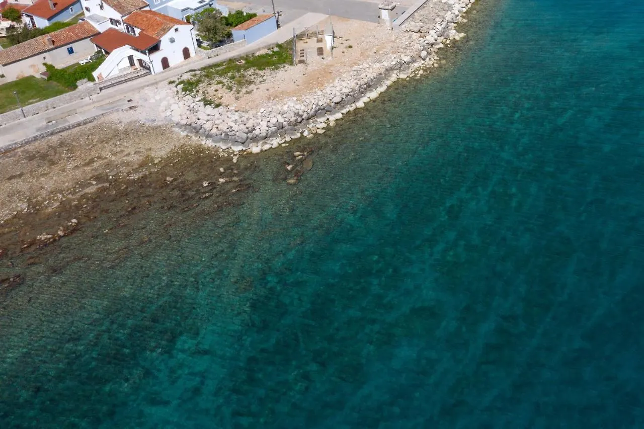 Apartments By The Sea Nerezine, Losinj - 7963 Nerezine