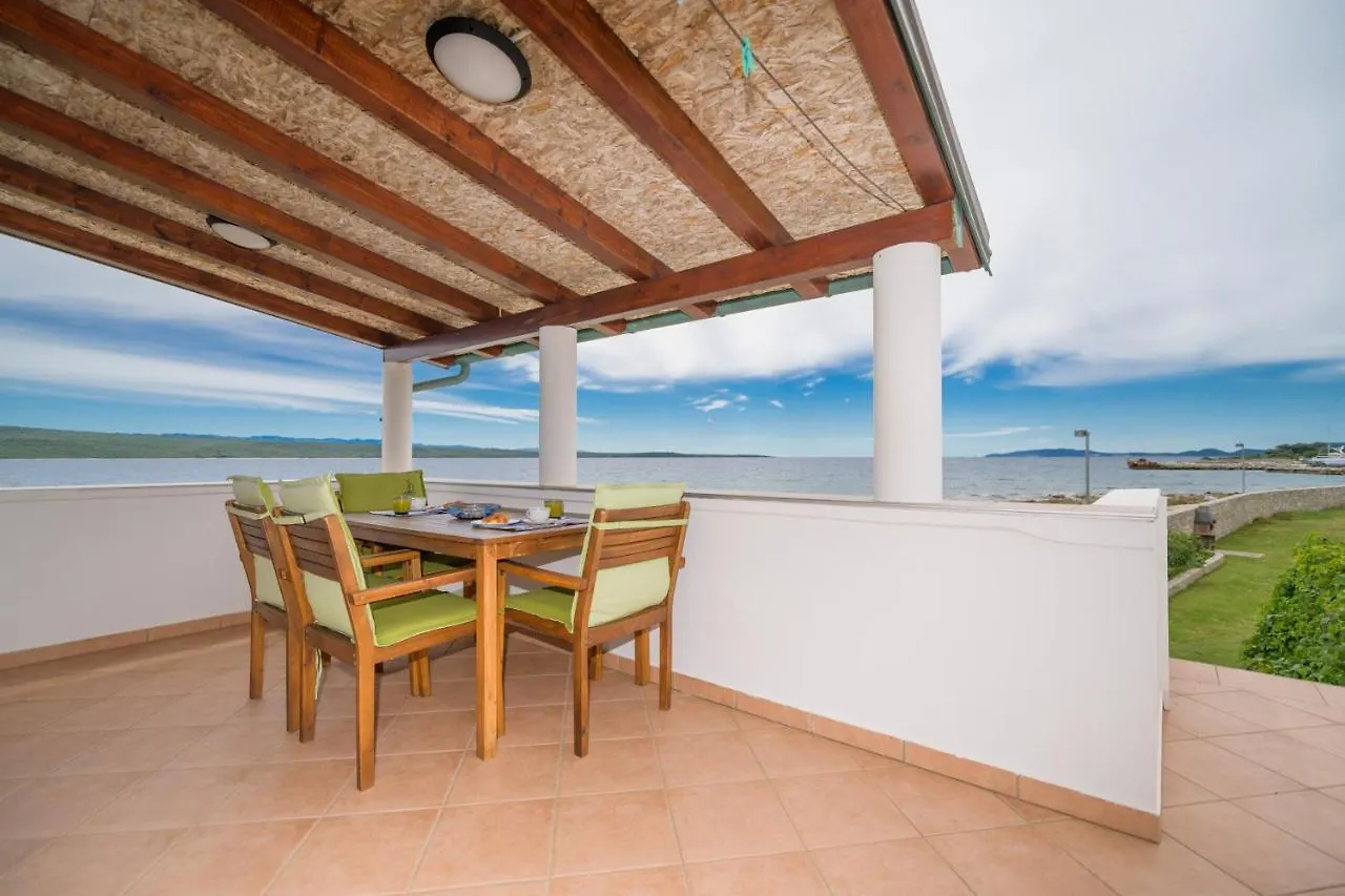 Apartments By The Sea Nerezine, Losinj - 7963 Croatia