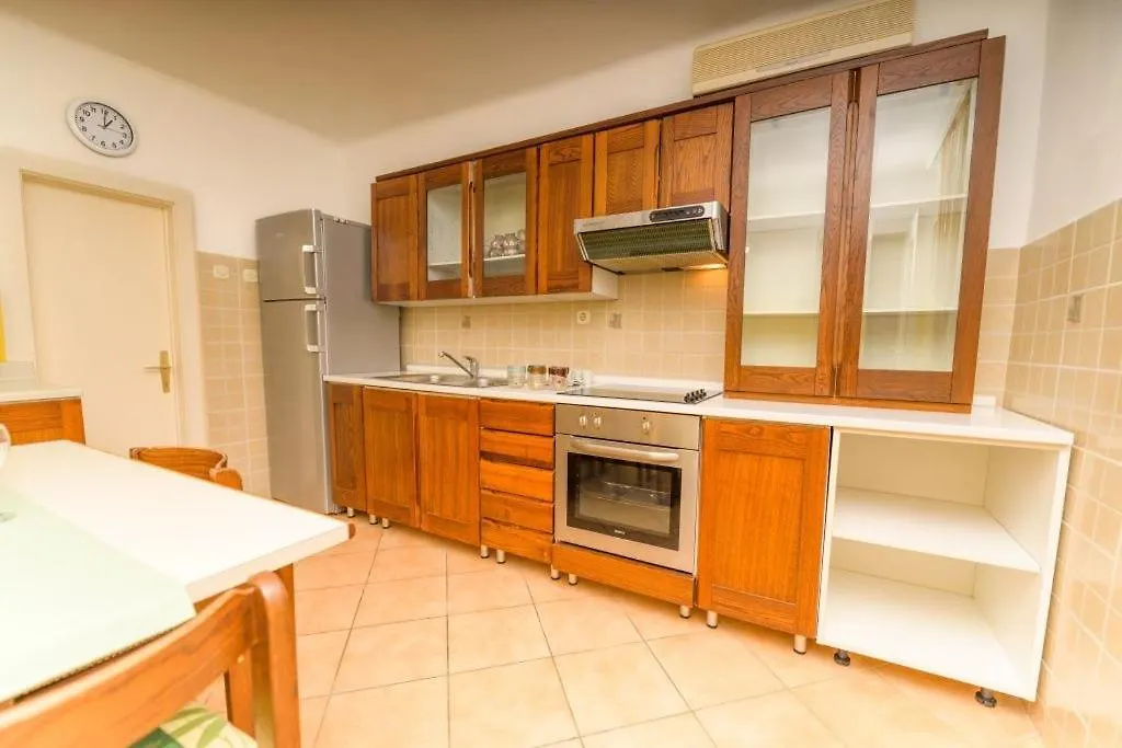 Apartments By The Sea Nerezine, Losinj - 7963