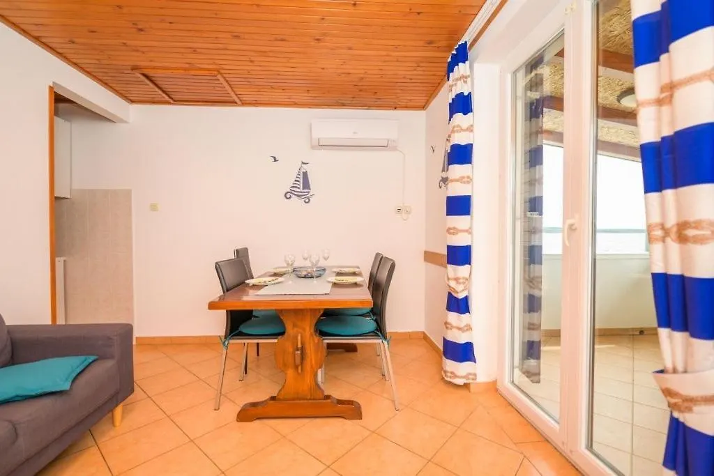 Apartments By The Sea Nerezine, Losinj - 7963